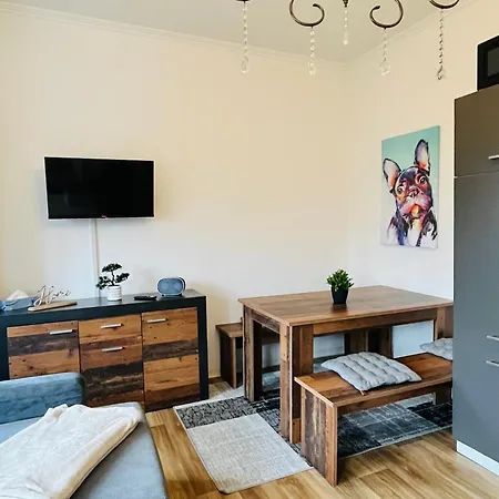 Διαμέρισμα Gemuetliches Altbauapartment Ii